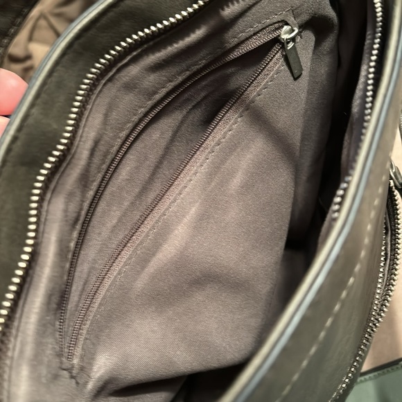 Concealed carry Browning purse - Picture 4 of 4